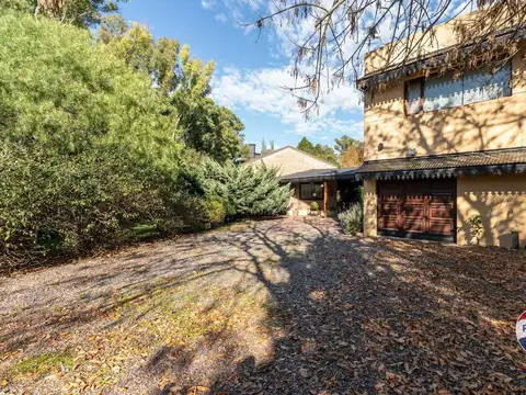 VENTA CASA 4 AMB CAMPOS DE ROCA BRANDSEN PILETA