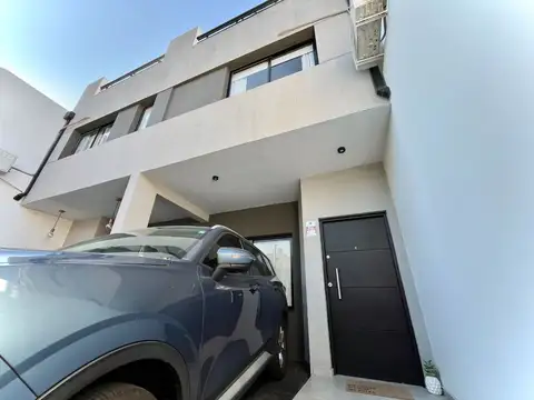 Casa en Venta 1 año