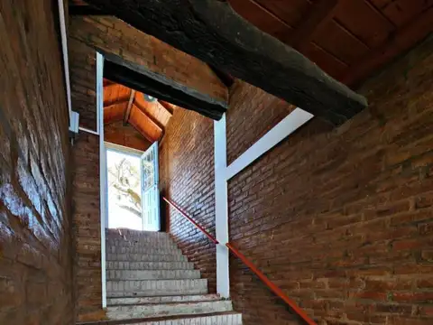 QUINTA EQUIPADA EN PTO. ALVEAR  EN VENTA 
