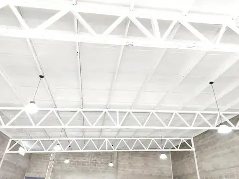 Local Comercial en Alquiler Ozamis 823, Maipú