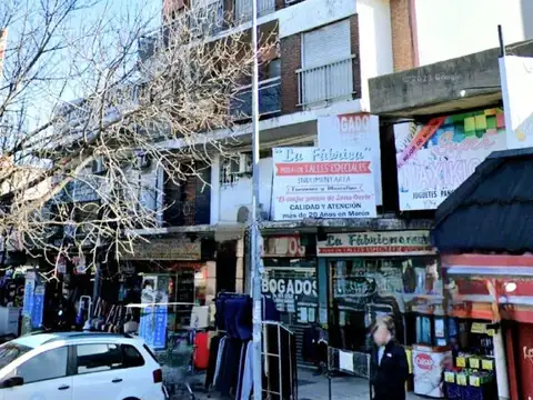 DEPARTAMENTO DE 3 AMBIENTES  U OFICINA CENTRICO