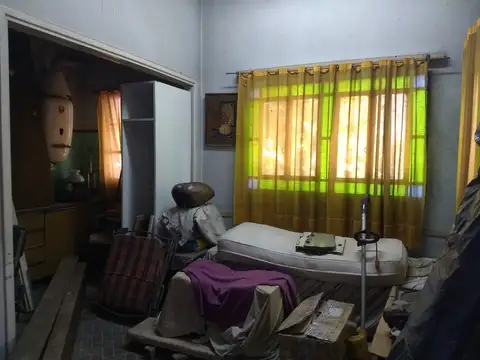 Casa en Venta en Munro, USD 180.000