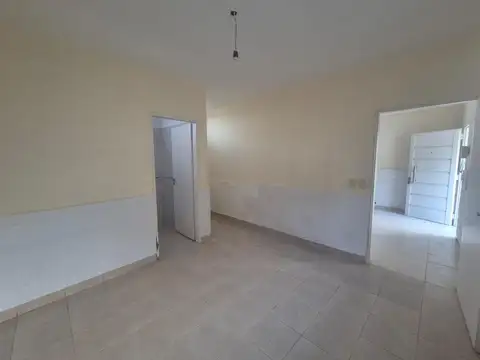 Depto Tipo Casa 2 ambientes con 1 baño