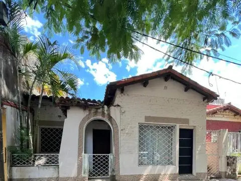 French 517 - Casa centrica de 5 ambientes