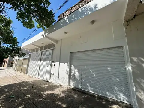Arturo Illia 926 Local Comercial en venta - zona céntrica