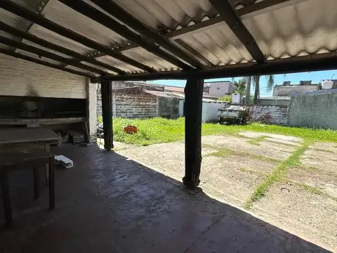 Quincho en venta, excelente ubicación.