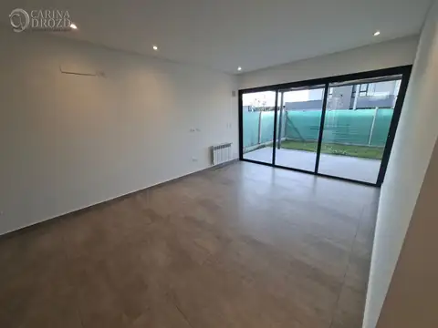 Casa en Alquiler en Carrodilla la Puntilla, $ 1.800.000