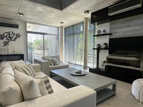 Casa en Venta en Carilo, USD 999.000