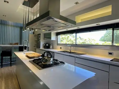 Casa en Venta de 5 dormitorios