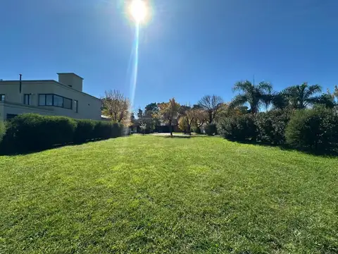 Terreno en Venta en Club De Campo El Paso, USD 155.000
