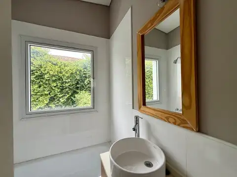 Depto Tipo Casa en Venta de 2 ambientes