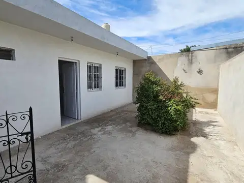 Casa en ph en Planta Baja con patio a estrenar