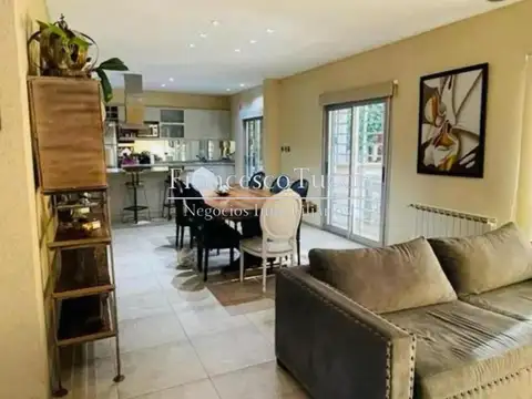 Casa en Venta en Barrio Parque Leloir, USD 490.000