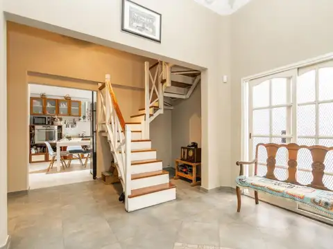 Depto Tipo Casa en Venta de 4 ambientes