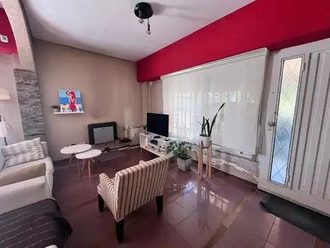 Depto Tipo Casa en Venta con 1 cocheras