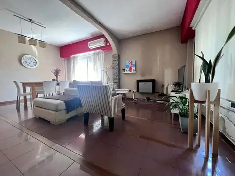 Depto Tipo Casa en Venta 31 años