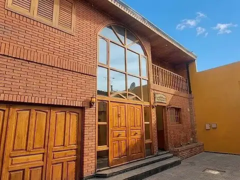 Casa 4 Amb Local Comercial Garage venta
