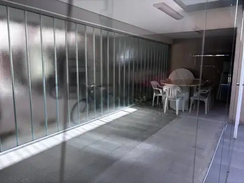 Chacabuco 100, Piso 0