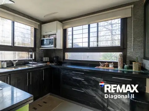 Casa en Venta en Villa Elisa, USD 265.000