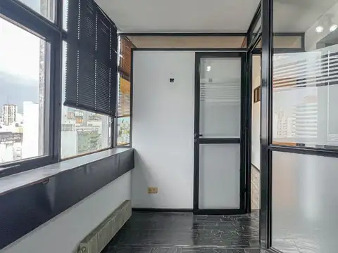 Oficina en Alquiler en Plaza Mitre, $ 1.090.000