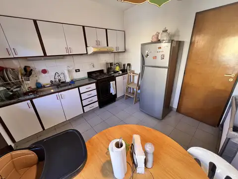 Casa 5 ambientes con 3 baños