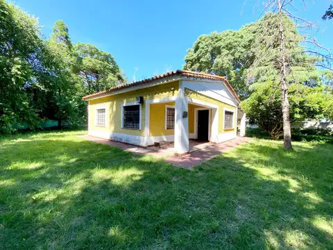 Casa quinta en Venta. 3 ambientes. Sup. de 1.523 m2 totales. Zárate