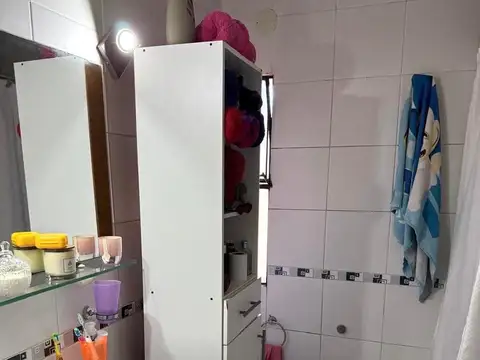 Venta- Casa en Planta Alta 2 dormitorios y terraza