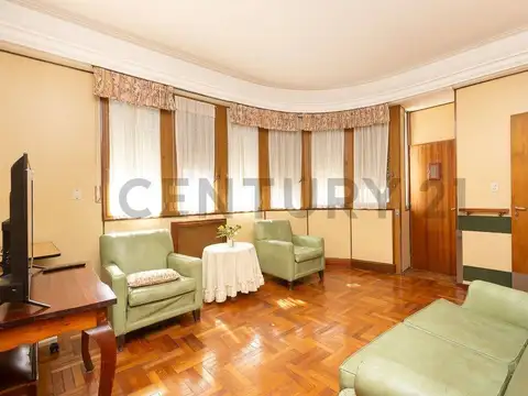 VENTA POLICONSULTORIO + FONDO DE COMERCIO | RAMOS MEJÍA - Acepta permuta