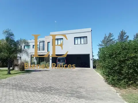 Casa en Venta al Noroeste