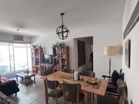 4 ambientes con baño y toilette, perfecto estado