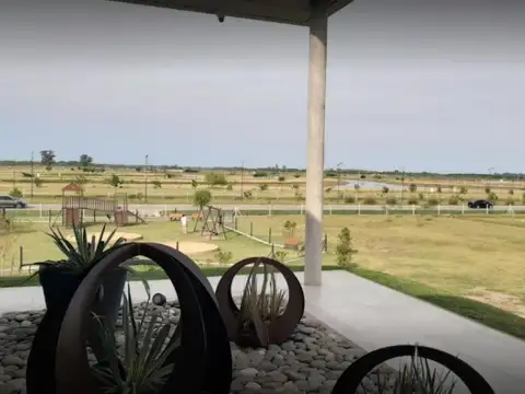 Lote Terreno en Barrio Gaboto 948 m2 - Pueblos del Plata - Hudson
