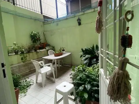 Departamento 4 ambientes con 2 baños