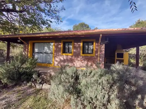Villa de Merlo, Calaguala, casa 3 ambientes, 2 baños, excl.