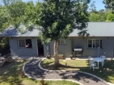SE VENDE CASA + 3 DTOS  SANTA ROSA DE CALAMUCHITA