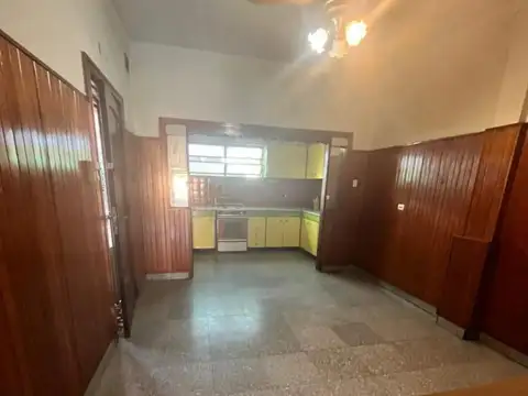 Depto Tipo Casa en Alquiler de 3 ambientes