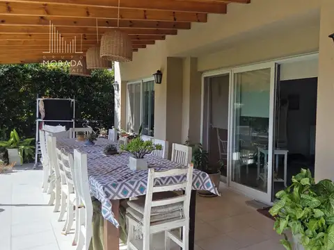 Casa en Venta en Pilar del Este - Santa Elena, USD 235.000