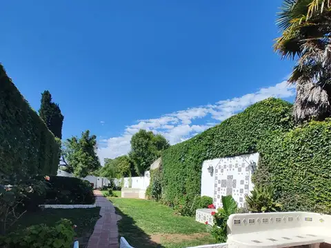 VENTA CASA 6 AMBIENTES EN EL CENTRO DE LUJAN