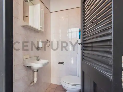 VENTA DE CASA EN RAMOS MEJIA a Mts de la AV GAONA