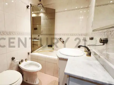 Urquiza 4700, Piso 20