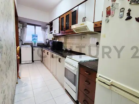 Departamento 4 ambientes con 2 baños