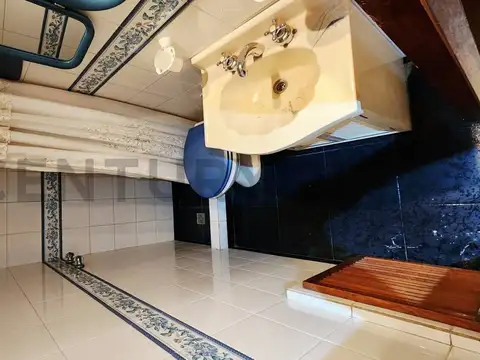 VENTA DPTO 4 AMB CASEROS CENTRO APTO CREDITO