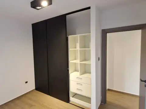 Venta depto 3 amb. en suite · Cochera · San Justo