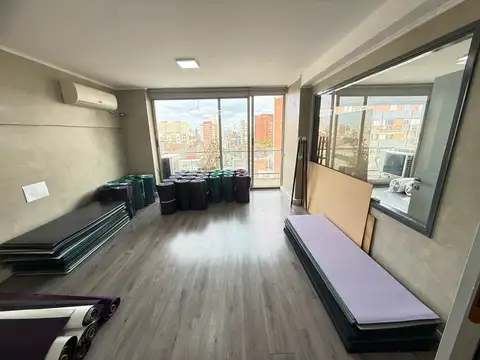 Oficina en Alquiler al Este