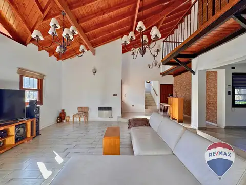 Calle 11 esq 496 3800