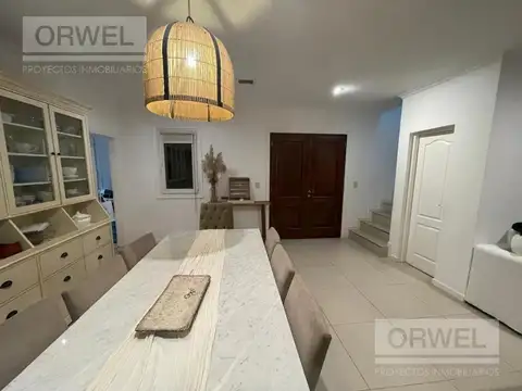 Casa 4 ambientes con 3 baños