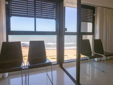 Departamento en Alquiler Temporal en Playa Brava, USD 14.500