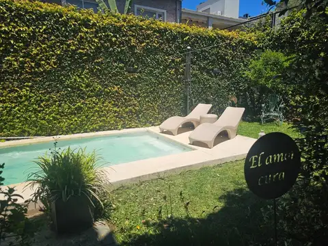 CASA 4 AMBIENTES EN ALQUILER PARQUE LELOIR PILETA