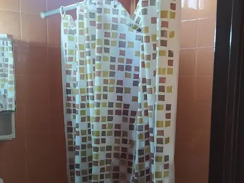 2 AMB. SOBRE CHIOZZA - TIENE ALGO DE VISTA AL MAR