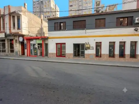 Esquiú 400
