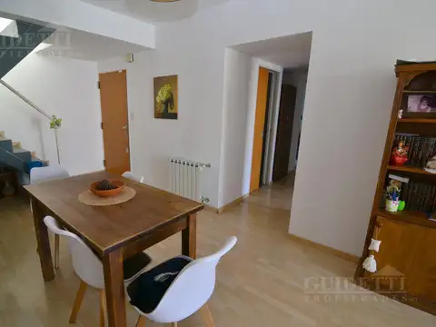 Departamento 4 ambientes con 2 baños